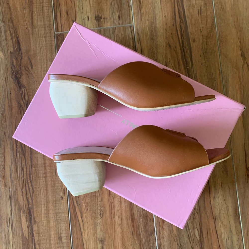 Intentionally Blank - Jones Heels